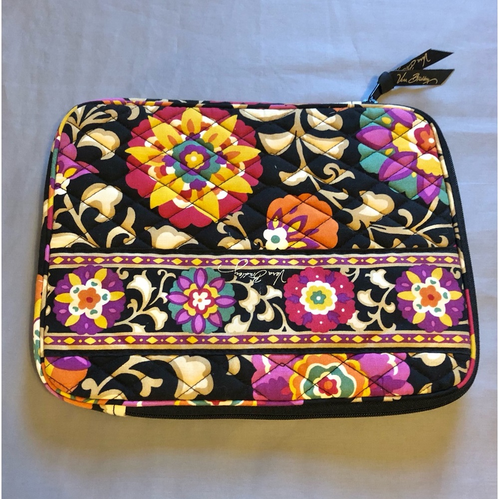 Vera Bradley Suzani Quilted iPadTablet Sleeve Case.